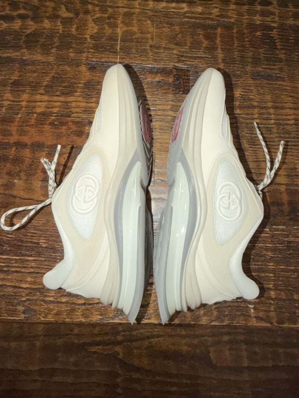 Gucci Run Suede & Mesh Cream/Grey Sneakers US14 - Picture 10 of 10